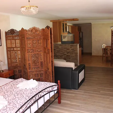 Excellent 4* Кромержиж